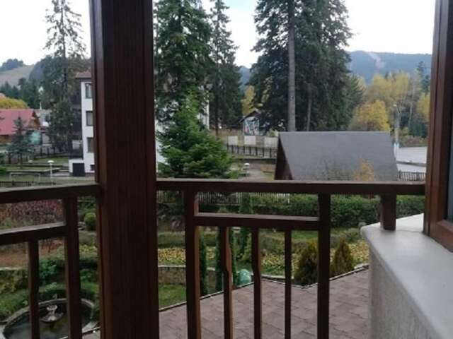 Отель Apartments in Hotel Iceberg Боровец-11